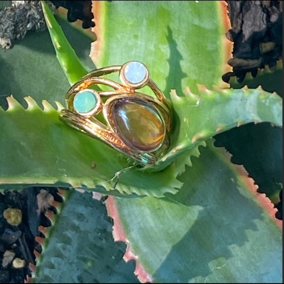 Bohemian BOHO Ring 18K Gold Filled Amber Changing Stone - Picture 4 of 6